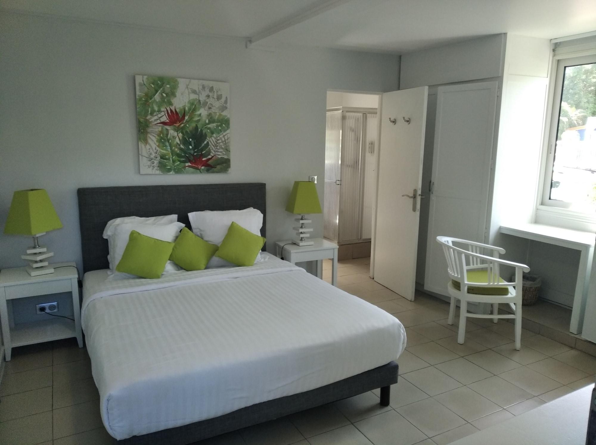 Hotel Fregate Bleue Le François Exteriör bild